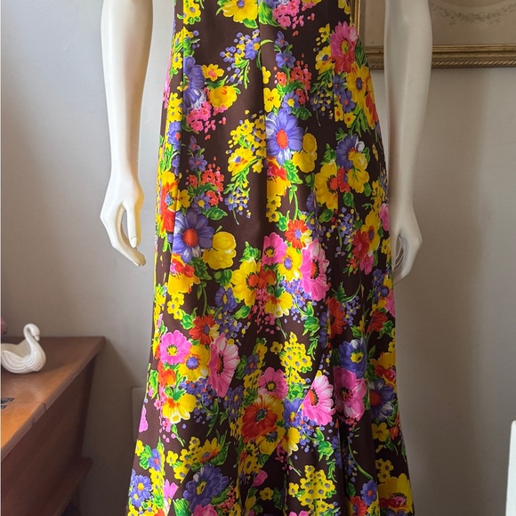 1970s Floral Maxi Dress - Picture 3 of 3